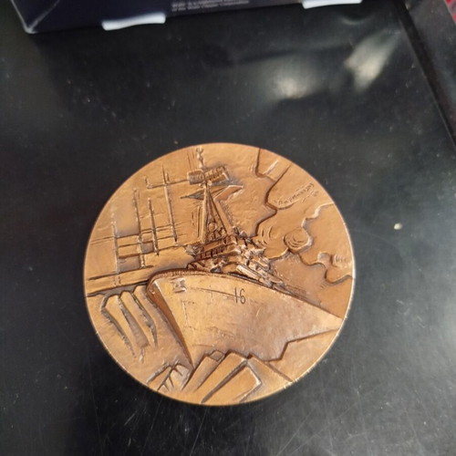 Nautical Week 1984 Medal like new, large size 6cm