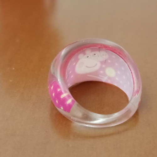 Peppa Pig figure with 3 children's rings like new