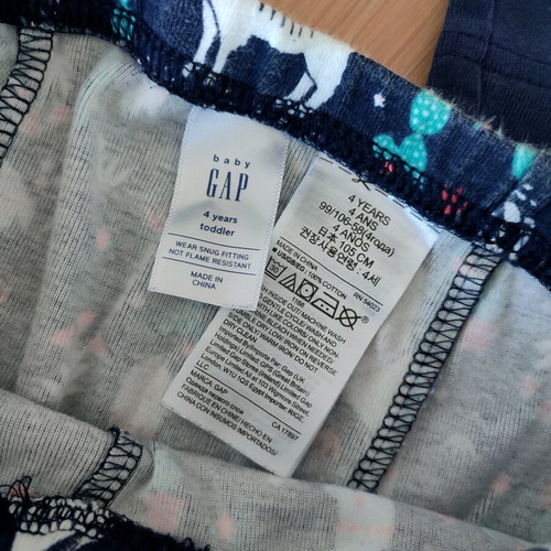 GAP pajamas 100% cotton for 4-year-old toddler like new, blue with llama pattern