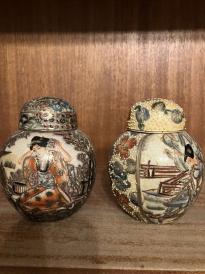 Satsuma porcelain vases with lids, hand-painted