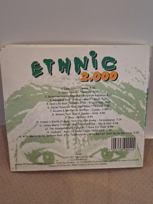 Ethnic 2.000 CD like new, electronic