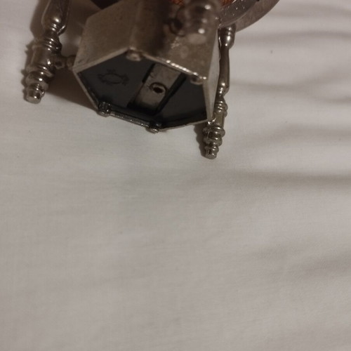 Globe pencil sharpener like new, metal decorative