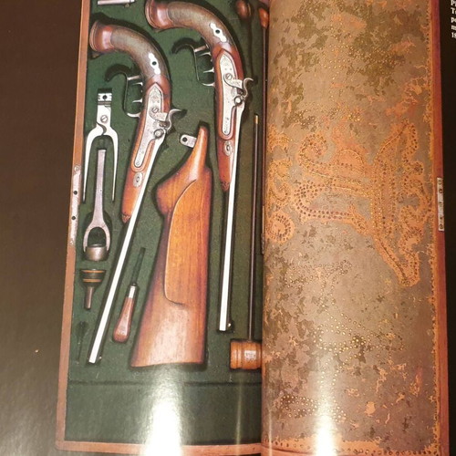Old Weapons Album used, 290 pages, 1989 edition