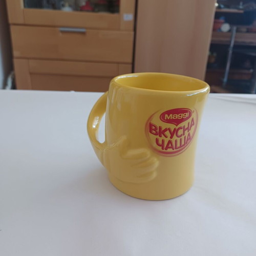 Maggi ceramic mug like new