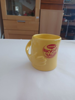 Maggi ceramic mug like new