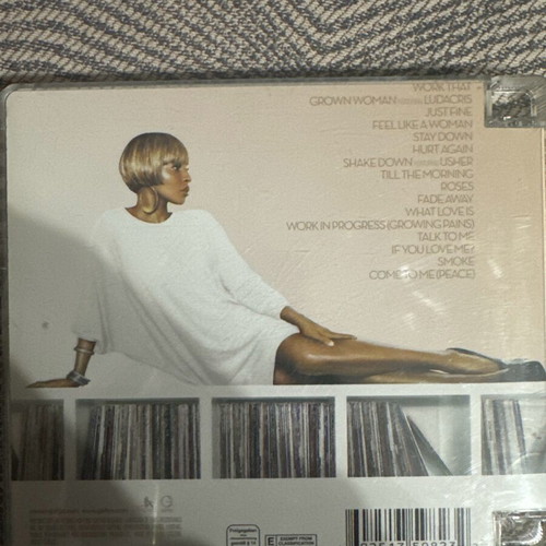 Mary J Blige Growing Pains CD/DVD like new, Limited Edition