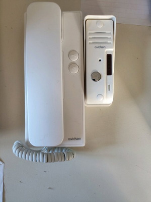Avidsen door phone new with all accessories
