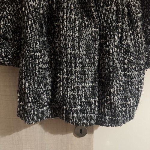 Knitted warm jacket like new, size XL/XXL, black and white