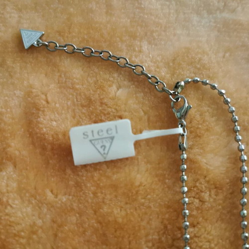 Guess necklace new, silver