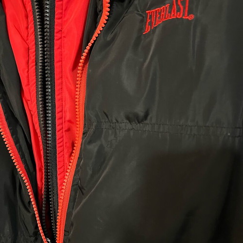 Everlast Men’s Black and Red Puffer Jacket Like New