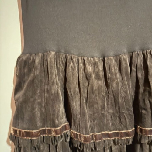 Vintage brown velour skirt with ruffles like new