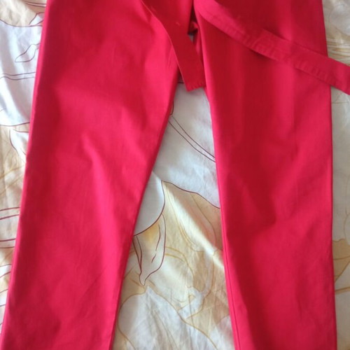 High-waisted red cotton pants, size M