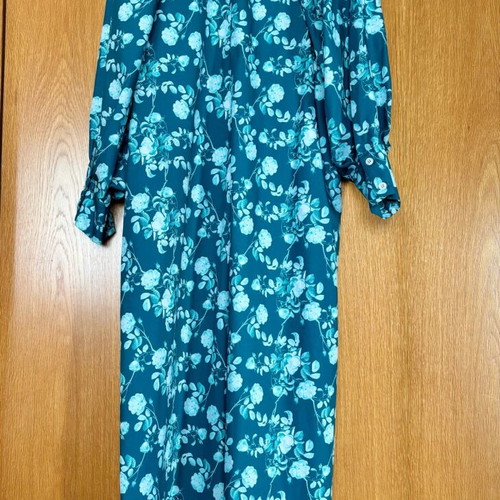 Vintage Karavan dress green like new, size M