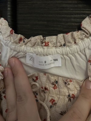 Dress for 9-year-old girl from Zara 100% viscose like new