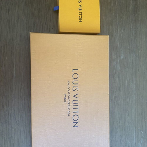 Louis Vuitton boxes used, set of 2