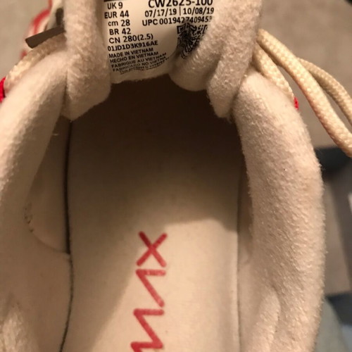 Nike Airmax 270 R like new, white and red, size 44