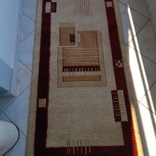 Carpet runners set of 3 used, burgundy and beige