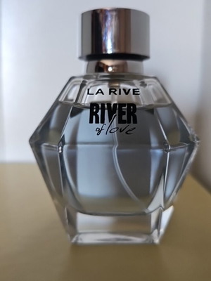 La Rive River of Love άρωμα 100 ml σαν καινούργιο