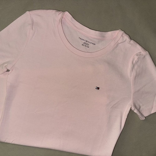 Tommy Hilfiger women's pink t-shirt XS