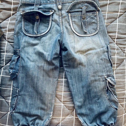 FANCO Jeans denim cargo capri pants like new, Y2K vintage style