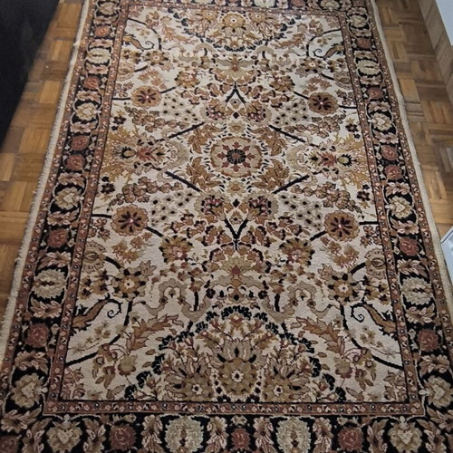 Persian-Style Rug like new, 200 x 140 cm, all-wool, heavy, dense weave