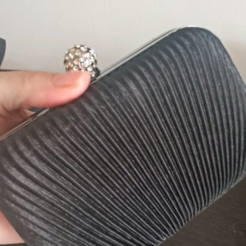 Τσαντάκι βραδινό clutch σαν καινούργιο, μαύρο