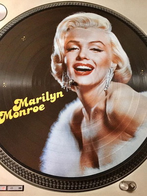 Marilyn Monroe Picture Disc Vinyl The Legend Lives On 1984 like new