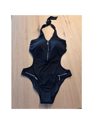 Bilitis Mare Μαύρο ολόσωμο μαγιό monokini σαν καινούργιο, EUR 70, Cup C