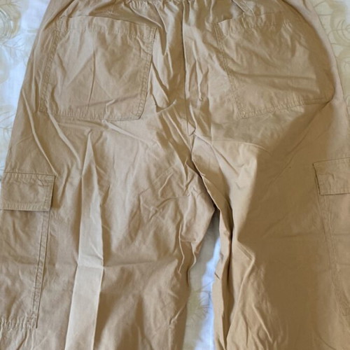 Cargo pants beige like new, breathable fabric, sizes XL and XXL