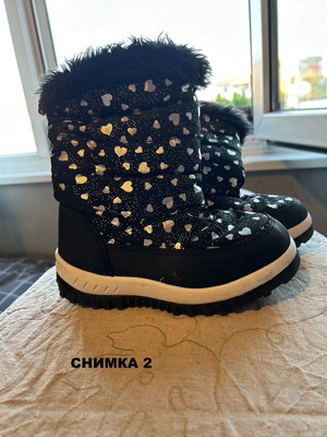 Children's warm boots with silver hearts, size 29