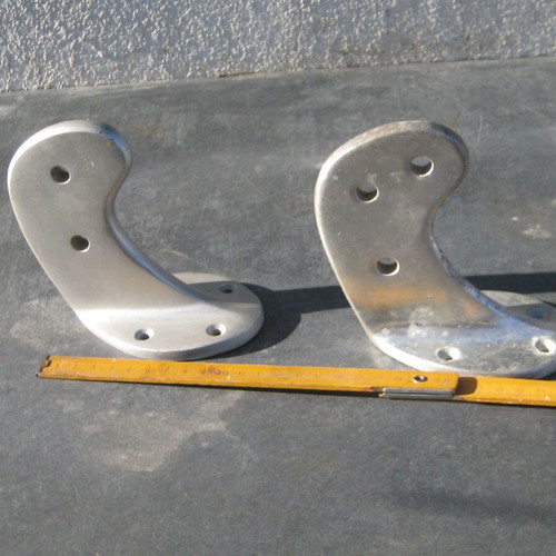 Bow chock aluminum new, two pieces 15 cm each