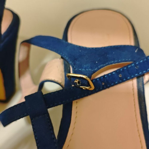 Dark blue suede T-strap platform sandals size 41 like new