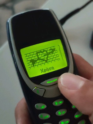 Nokia 3310 Classic Phone used, blue, vintage brick buttons