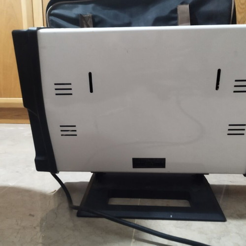 Electric heater like new, 34×47×8 cm