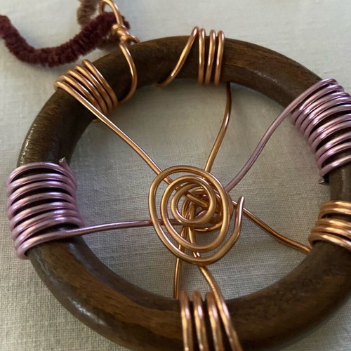 Handmade necklace new, wood and copper wire