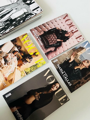 Vogue Greece 11 τεύχη 2023 σαν καινούργια