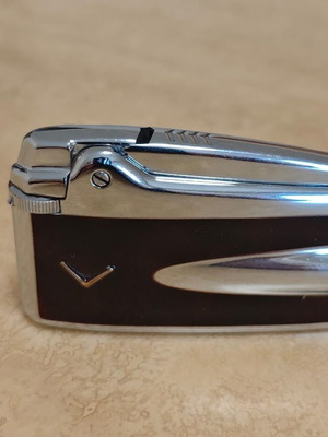 Ronson Varaflame lighter like new
