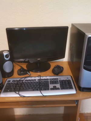Desktop computer used, full set with monitor and peripherals