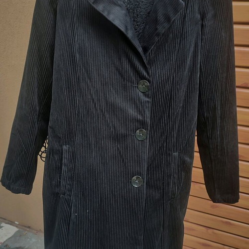 Corduroy coat like new with fur lining, black, size S