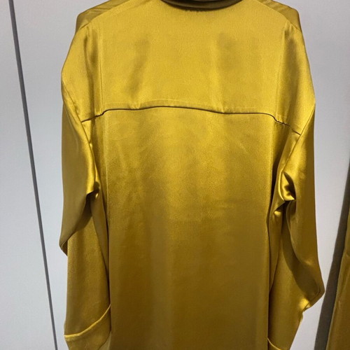 Milkwhite glossy set like new, gold