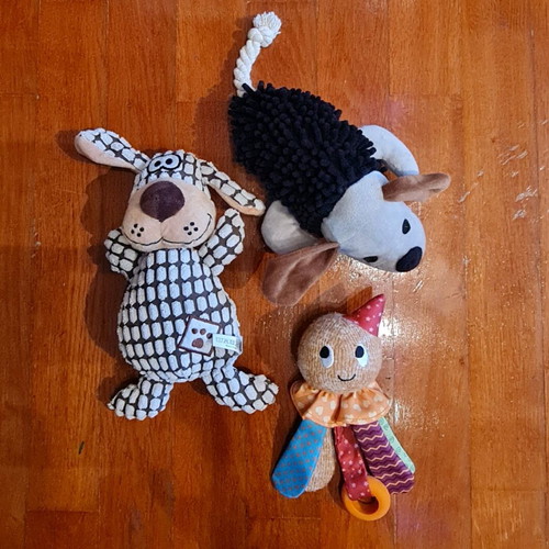 Pet toys new, pack of 40 pieces