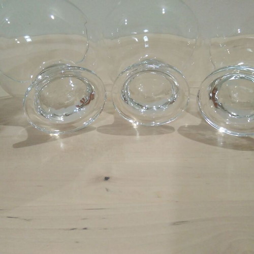 Set of 3 Medium Collectible Authentic Ice Cream Glasses 2002, new