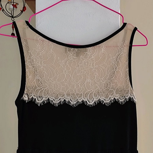 Zic Zac midi dress black with ruffles and beige bow like new