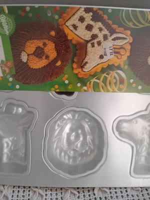 Wilton Cake Baking Mold New