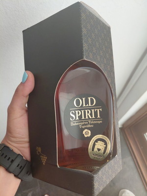 Old Spirit premium παλαιωμένο τσίπουρο Τυρνάβου καινούργιο