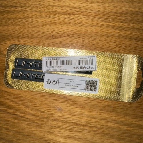 Metal car badges, 2 pieces, new