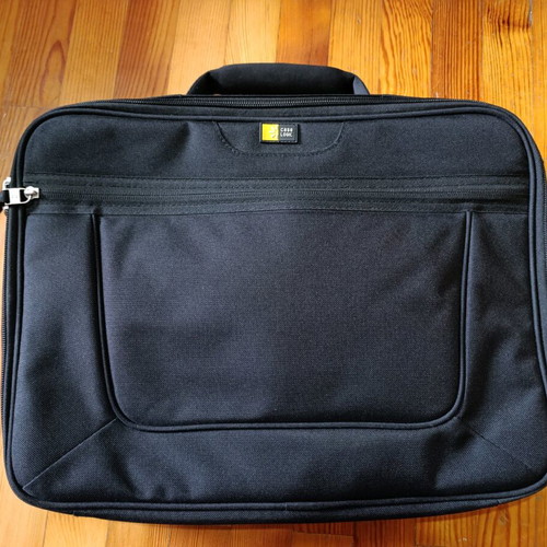 Case Logic laptop bag new, black