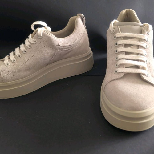 Zara Suede Sneakers new, beige, size 37