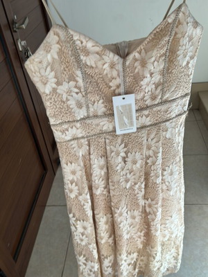 Dejavu long dress like new with floral pattern beige size L