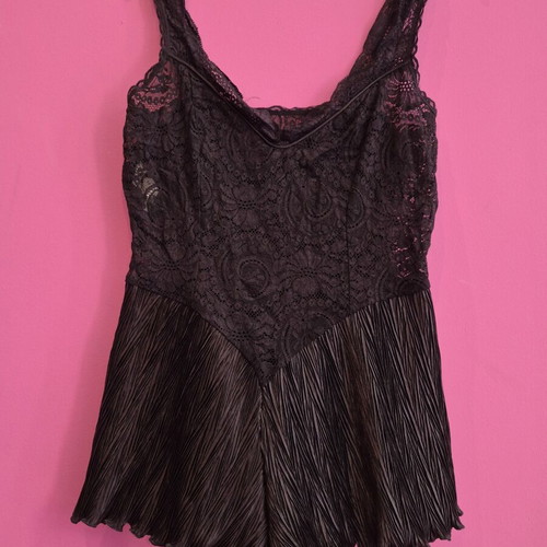 Body lace with satin, like new, size M
